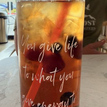Sweet Notes Cafe - Sweet peach refresher - Coffee & Tea Near Me - Kent, Washington
