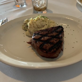 Harry & Izzy's - Filet Mignon - Steakhouses Near Me - Indianapolis, Indiana Harry & Izzy's - Filet Mignon - Steakhouses Near Me - Indianapolis, Indiana