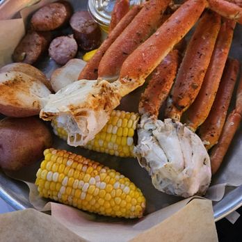Tidewater Oyster Bar - hot pot - Seafood Near Me - Wilmington, North Carolina Tidewater Oyster Bar - hot pot - Seafood Near Me - Wilmington, North Carolina