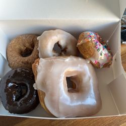 Db3 Donuts - Donuts!!!!