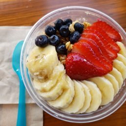 Acai Banana Stawberry Bowl Acai Banana Stawberry Bowl