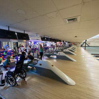 Highland Bowl - Bowling Near Me - Cheshire, Connecticut