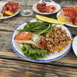 Dockers Waterfront Restaurant & Bar - Salmon dinner