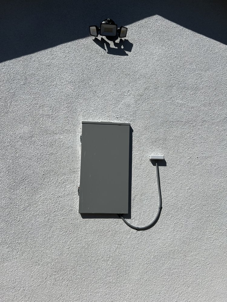 Slide of Samuel's Electric Services