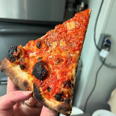 Small’s Pizza by null
