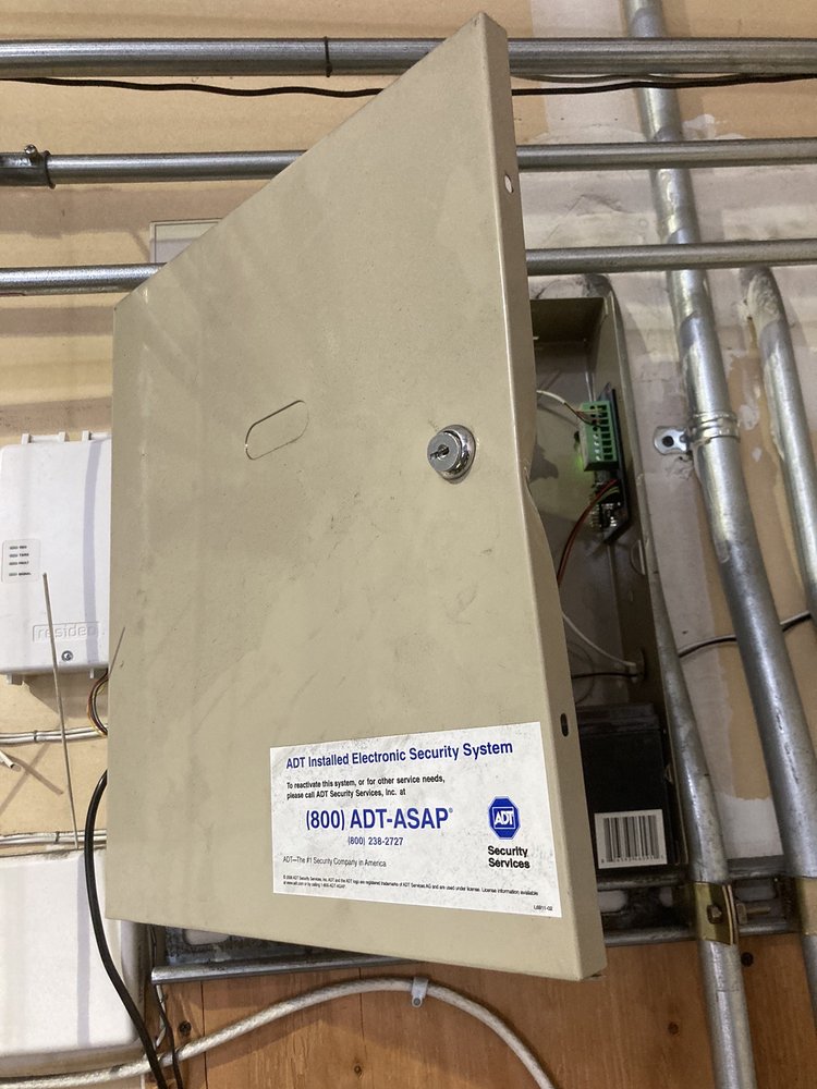 ADT SECURITY SERVICES - 17 Photos & 190 Reviews - Security Systems