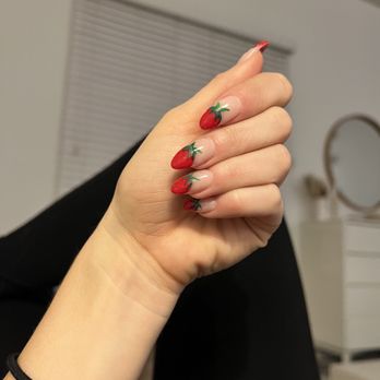 Aria Nail Lounge - Manicure hard gel - Nail Salons Near Me - Pasadena, California