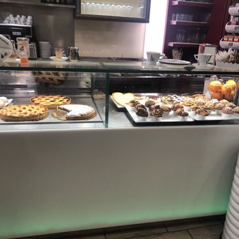 Caffe' Four / Roses - Bars Near Me - Rome, RM