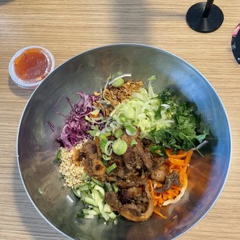 DD Mau Vietnamese Eatery - Vermicelli Bowl - Vietnamese Near Me - Webster Groves, Missouri