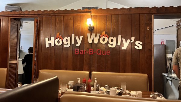 Dr. Hogly Wogly's Tyler Texas BBQ by null