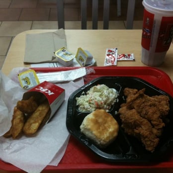 KFC - Six piece chicken strips meal! - Fast Food Near Me - Culpeper, Virginia