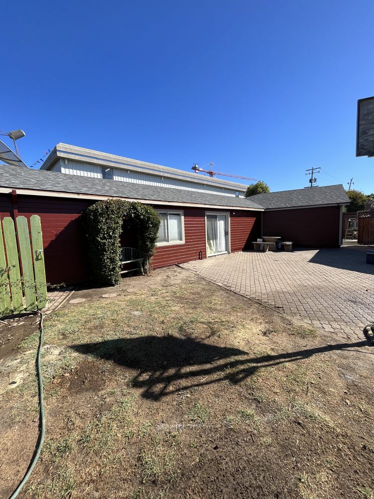 Slide of Bigfoot Roofing