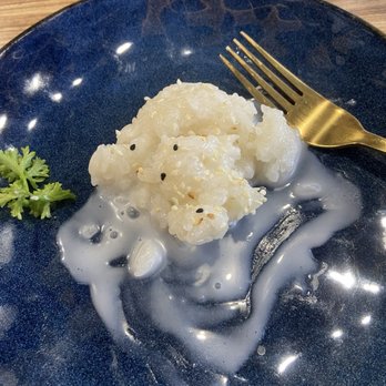 Chalong Thai Eatery - Sweet sticky rice - Thai Near Me - Houston, Texas