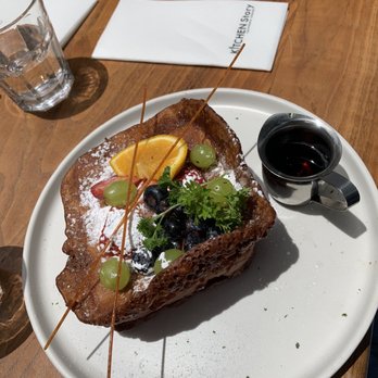 Kitchen Story - Mascarpone Stuffed Deep Fried French Toast - Breakfast & Brunch Near Me - Oakland, California