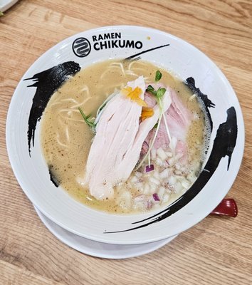Ramen Chikumo -Japanese Toripaitan by null