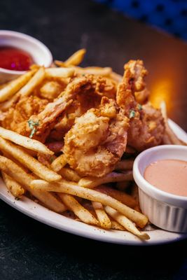 Octopus Kitchen & Hookah by null