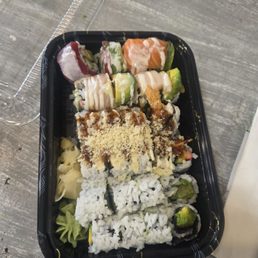When you order sushi for people and they just put it in one container not cool When you order sushi for people and they just put it in one container not cool