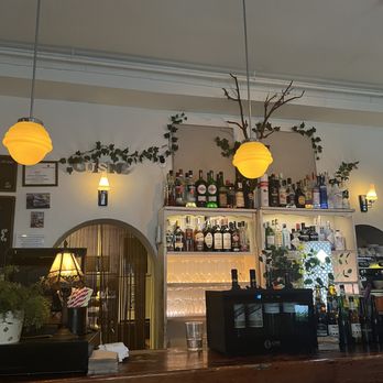 Café de la Luz - Environment - Coffee & Tea Near Me - Madrid, M