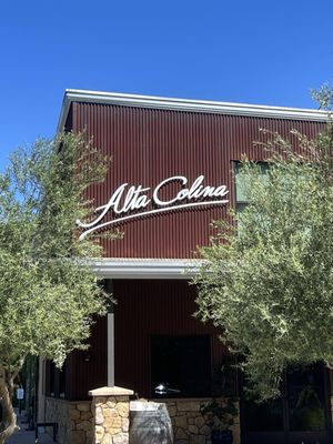 Alta Colina Vineyard & Winery by null