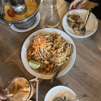 Seven Seas - Thai Near Me - Corona, California
