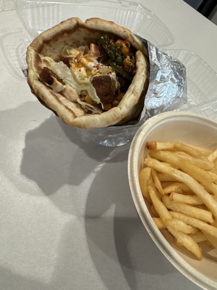 Food from The Halal Shack