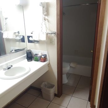 Fort Hays Inn - undefined - Hotels Near Me - Hays, Kansas