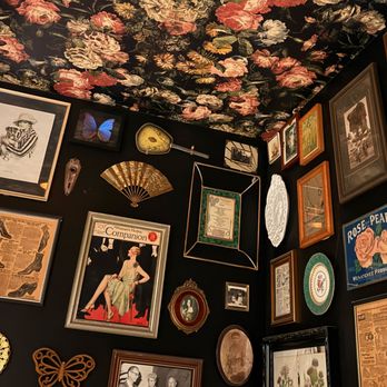 The New Deal - Cutest bathroom - American Near Me - Burbank, California The New Deal - Cutest bathroom - American Near Me - Burbank, California