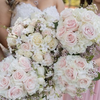 Good Scents - Bridal bouquet and bridesmaid bouquets - Florists Near Me - Oakley, California Good Scents - Bridal bouquet and bridesmaid bouquets - Florists Near Me - Oakley, California