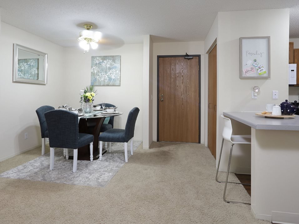 CLAREMONT APARTMENTS Updated October 2024 22 Photos & 15 Reviews