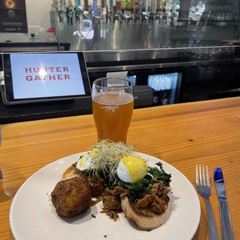Hunter Gather - Pulled Pork Eggs Benny - Barbeque Near Me - Whistler, British Columbia Hunter Gather - Pulled Pork Eggs Benny - Barbeque Near Me - Whistler, British Columbia