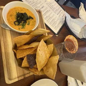 Tacos Wuey - Mexican Near Me - Detroit, Michigan