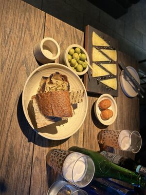 Paco Tapas by null