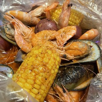 Boil Bay - Can't wait to dig in! - Seafood Near Me - Colonial Heights, Virginia