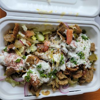 MoMo's Kebab - Food Trucks Near Me - Seattle, Washington MoMo's Kebab - Food Trucks Near Me - Seattle, Washington
