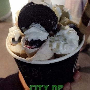Negative 8C - We tried to get all the toppings lmao - Desserts Near Me - Gardena, California Negative 8C - We tried to get all the toppings lmao - Desserts Near Me - Gardena, California