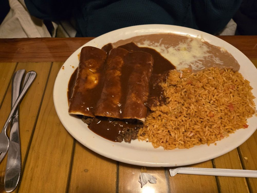 El Mezcal — Mexican restaurant in Marshfield
