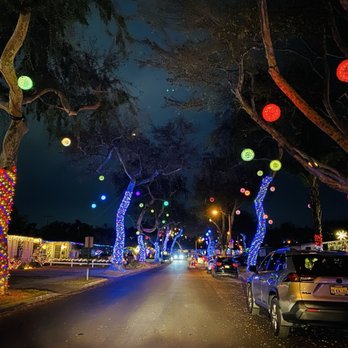 Fullerton Light Show - Fullerton - Sparkle ball neighborhood :) so beautiful - Holiday Decorating Services Near Me - Fullerton, California Fullerton Light Show - Fullerton - Sparkle ball neighborhood :) so beautiful - Holiday Decorating Services Near Me - Fullerton, California