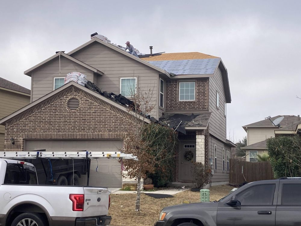 Slide of 3 Rivers Roofing