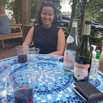 a mano - Dinner with Lauren! Sommelier suggested Ver Sacrum to pair with the buscatini bolognese and carbonara. - Italian Near Me - Atlanta, Georgia
