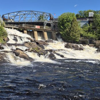 Bracebridge Falls - Bracebridge Falls - Parks Near Me - Bracebridge, Ontario