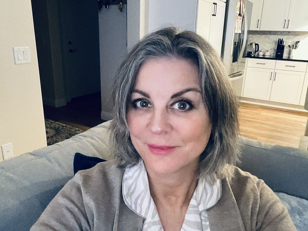 LAS VEGAS WIGS AND FASHIONS Updated September 2024 13 Reviews