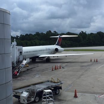 Delta Air Lines - My MD-80 Delta Airlines CHS-ATL at gate A2. - Airlines Near Me - North Charleston, South Carolina Delta Air Lines - My MD-80 Delta Airlines CHS-ATL at gate A2. - Airlines Near Me - North Charleston, South Carolina