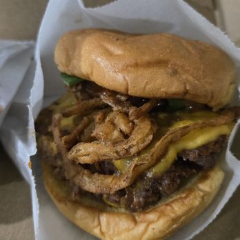 Shake Shack Southdale - Fast Food Near Me - Minneapolis, Minnesota Shake Shack Southdale - Fast Food Near Me - Minneapolis, Minnesota