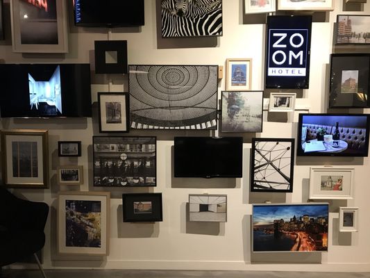 Zoom Hotel by null