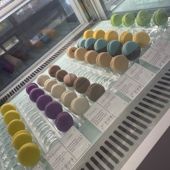 Le Belisse Cafe  - Desserts Near Me - Vancouver, British Columbia