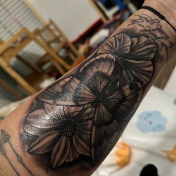 Manifest Tattoo - Tattoo Near Me - Waxahachie, Texas Manifest Tattoo - Tattoo Near Me - Waxahachie, Texas