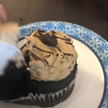 Scoops On 5th - Cupcake - Bakeries Near Me - Mt Dora, Florida Scoops On 5th - Cupcake - Bakeries Near Me - Mt Dora, Florida