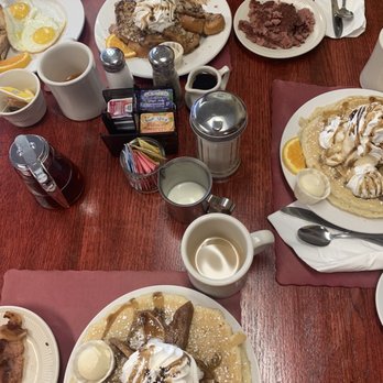 The Breakfast Nook - Apple cinnamon pancakes, bananas foster pancakes, apple crumb French toast - Breakfast & Brunch Near Me - North Haven, Connecticut The Breakfast Nook - Apple cinnamon pancakes, bananas foster pancakes, apple crumb French toast - Breakfast & Brunch Near Me - North Haven, Connecticut