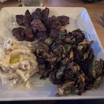 The Pickled Wrinkle - Steak tips, mashed potatoes, and Brussels sprouts - Pubs Near Me - Birch Harbor, Maine