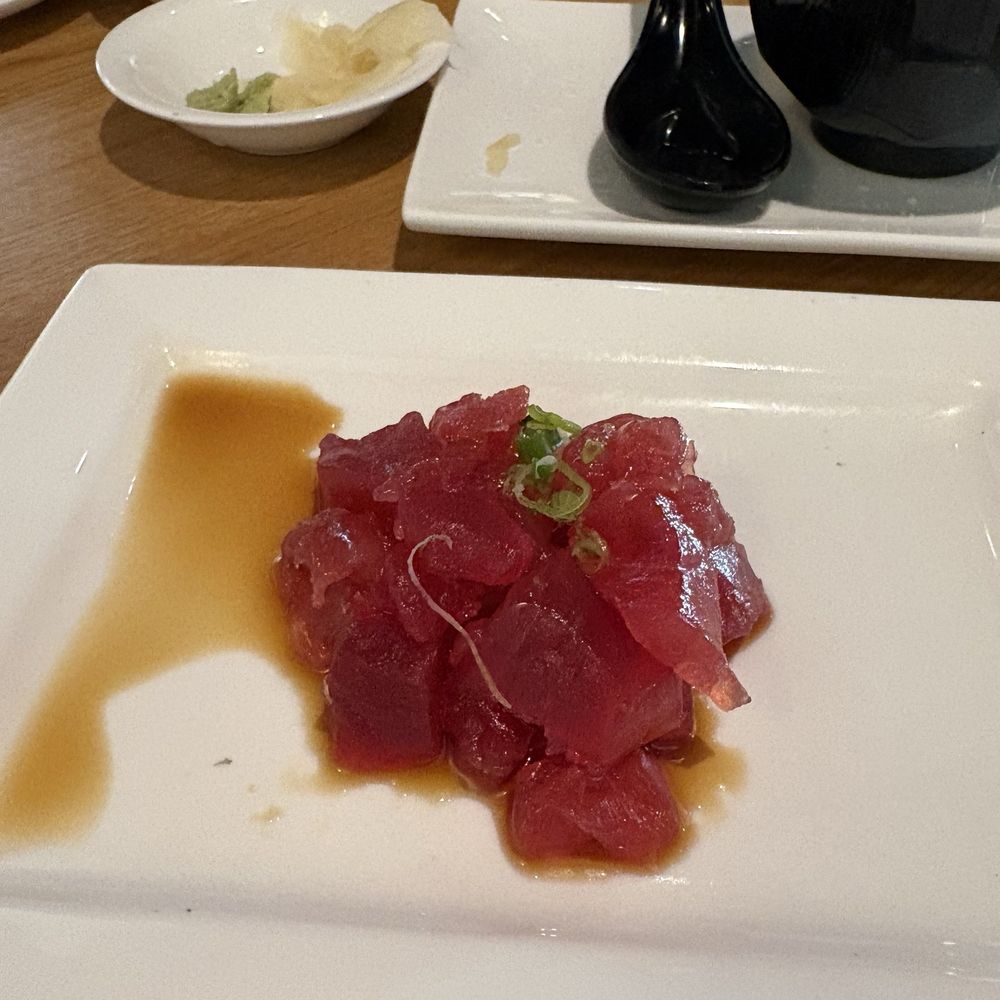 Onori Hand Roll Bar - Tuna Sashimi - Sushi Bars Near Me - Temecula, California Onori Hand Roll Bar - Tuna Sashimi - Sushi Bars Near Me - Temecula, California